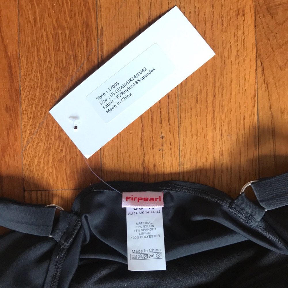 Black one piece rouched swimsuit - Picture 2 of 3